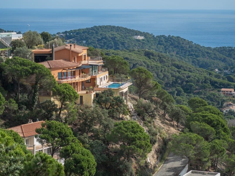 5 soveværelse Villa til salg i Lloret de Mar med swimmingpool garage - € 1.420.000 (Ref: 4591946)