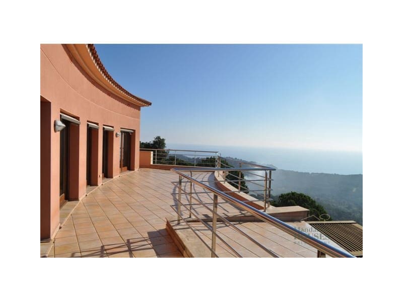 5 soveværelse Villa til salg i Lloret de Mar med swimmingpool garage - € 1.420.000 (Ref: 4591946)