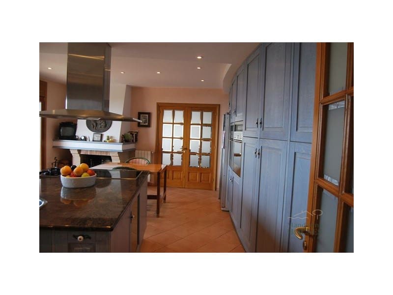 5 soveværelse Villa til salg i Lloret de Mar med swimmingpool garage - € 1.420.000 (Ref: 4591946)