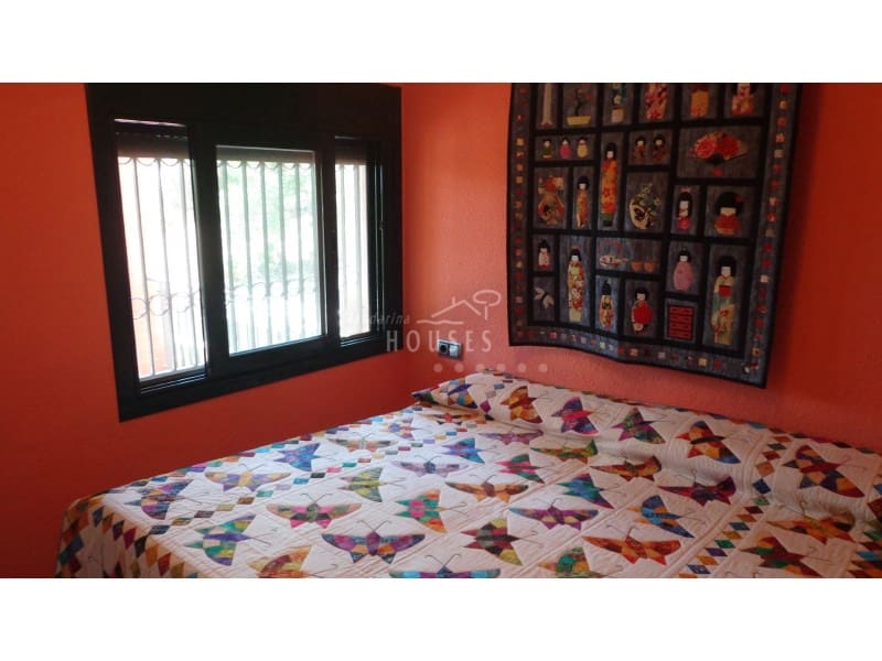 3 quarto Moradia para venda em Lloret de Mar com garagem - 350 000 € (Ref: 4674589)