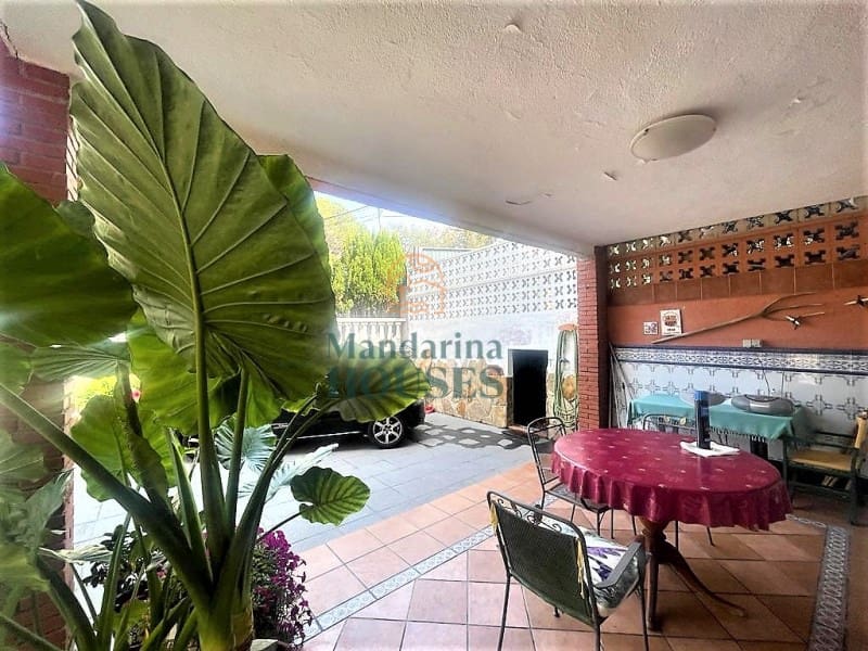 3 quarto Moradia para venda em Lloret de Mar com garagem - 350 000 € (Ref: 4674589)