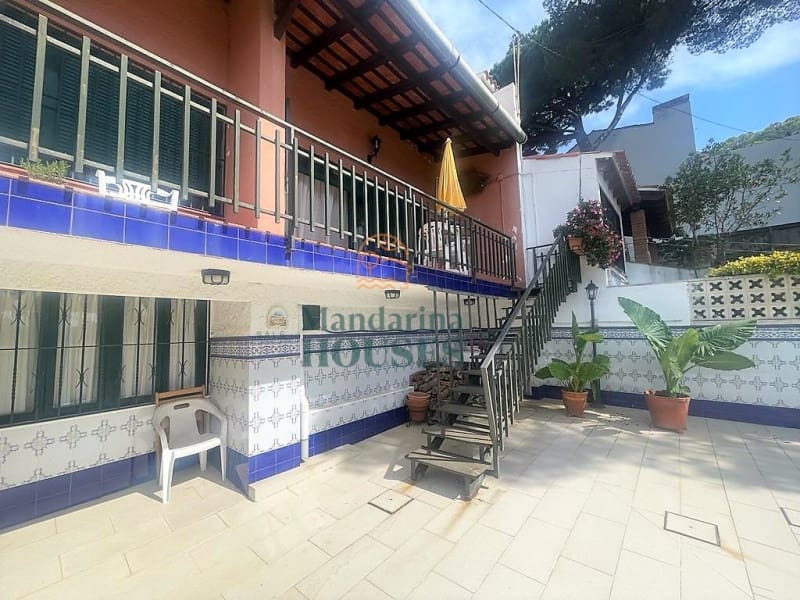 3 quarto Moradia para venda em Lloret de Mar com garagem - 350 000 € (Ref: 4674589)