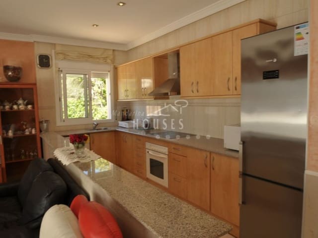 7 sypialnia Willa na sprzedaż w Canyelles, Lloret de Mar z basenem - 1 600 000 € (Ref: 4816352)