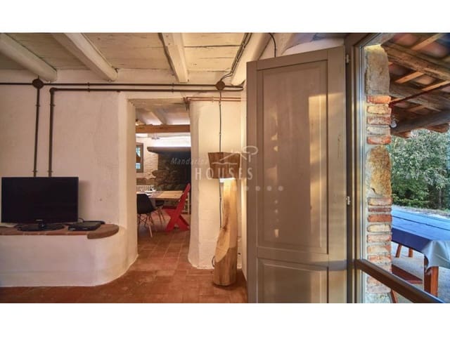 Villa for rent in Maçanet de la Selva - € 18,000 (Ref: 5003635)