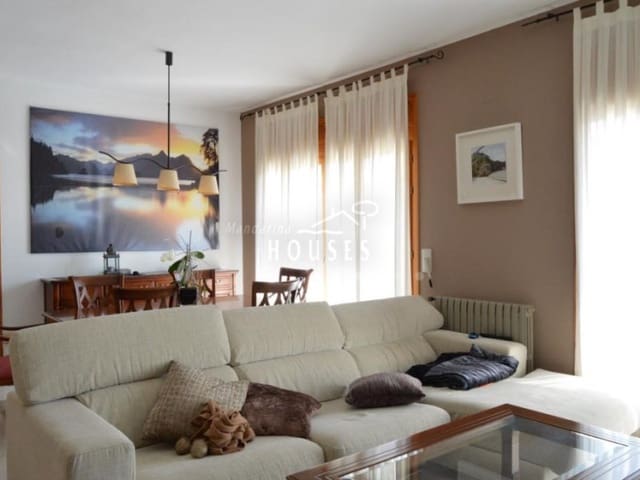 4 soverom Villa til salgs i Condado del Jaruco - Puigventós, Lloret de Mar med svømmebasseng - € 731 745 (Ref: 5205631)