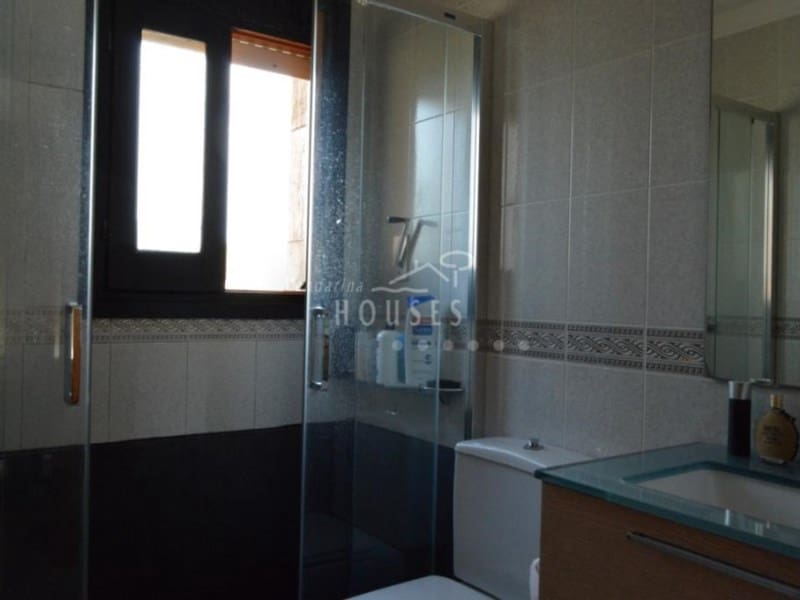 4 bedroom Villa for sale in Lloret de Mar with pool - € 731,745 (Ref: 5205631)