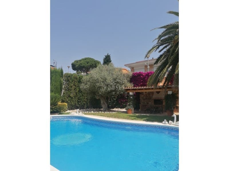 4 soverom Villa til salgs i Lloret de Mar med garasje - € 750 000 (Ref: 5360244)