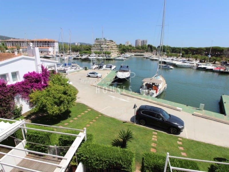 4 bedroom Villa for sale in Platja d'Aro - € 810,000 (Ref: 6336295)