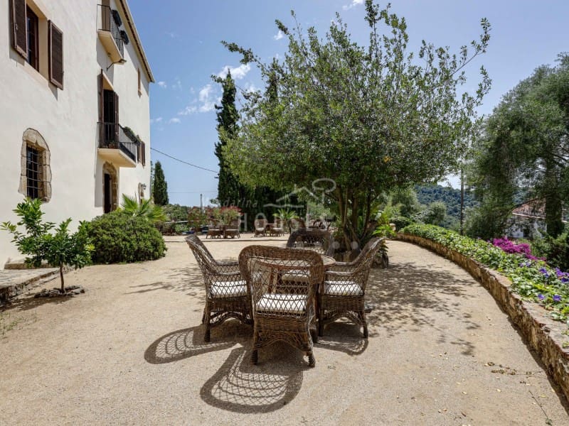 20 soveværelse Finca/Landehus til salg i Tordera med garage - € 2.300.000 (Ref: 6514811)