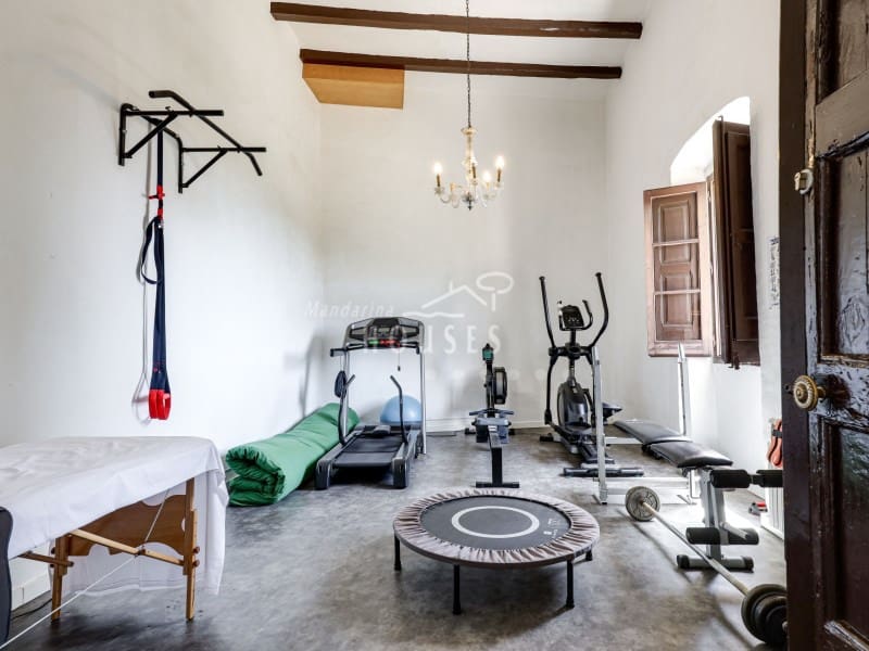 20 soveværelse Finca/Landehus til salg i Tordera med garage - € 2.300.000 (Ref: 6514811)