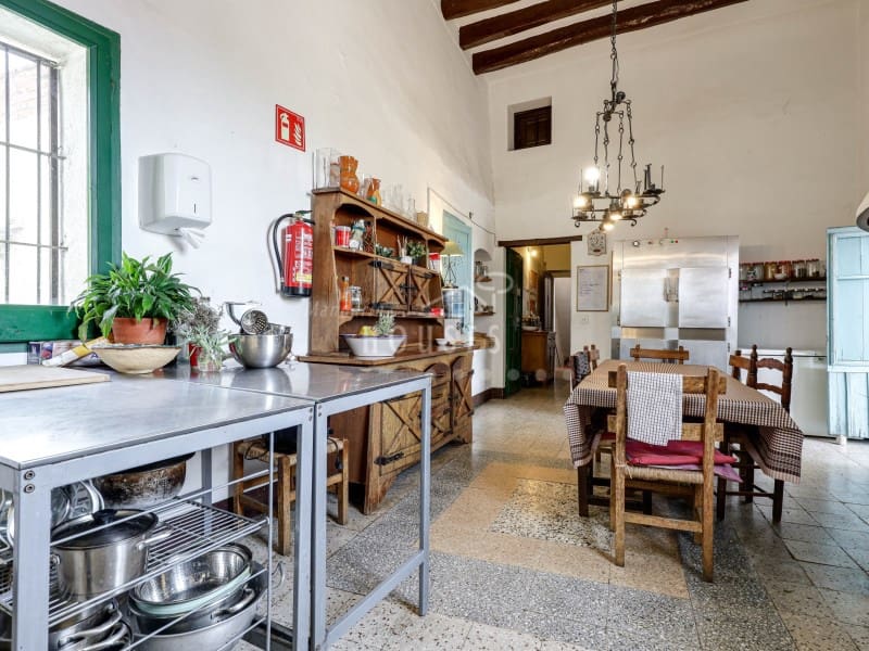 20 soveværelse Finca/Landehus til salg i Tordera med garage - € 2.300.000 (Ref: 6514811)