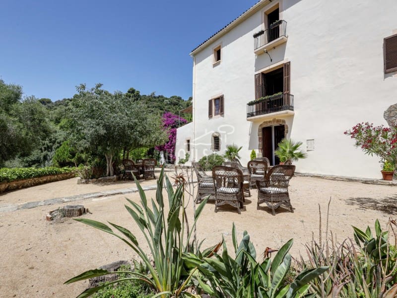 20 soveværelse Finca/Landehus til salg i Tordera med garage - € 2.300.000 (Ref: 6514811)