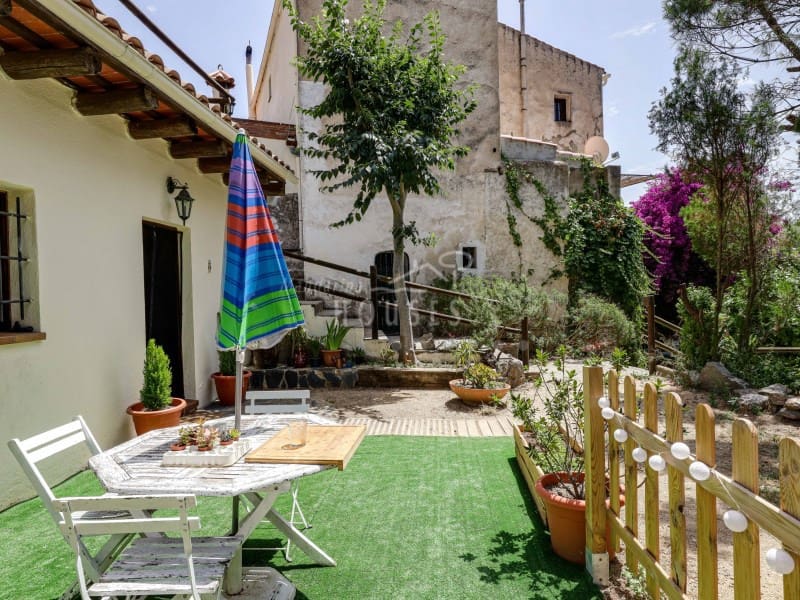 20 soveværelse Finca/Landehus til salg i Tordera med garage - € 2.300.000 (Ref: 6514811)