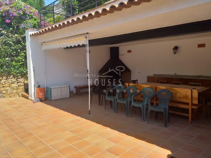 5 soveværelse Villa til salg i Tossa de Mar med garage - € 510.000 (Ref: 6829584)