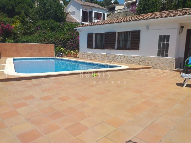 5 soveværelse Villa til salg i Tossa de Mar med garage - € 510.000 (Ref: 6829584)