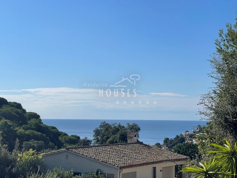 6 quarto Moradia para venda em Tossa de Mar com piscina garagem - 670 000 € (Ref: 6880767)