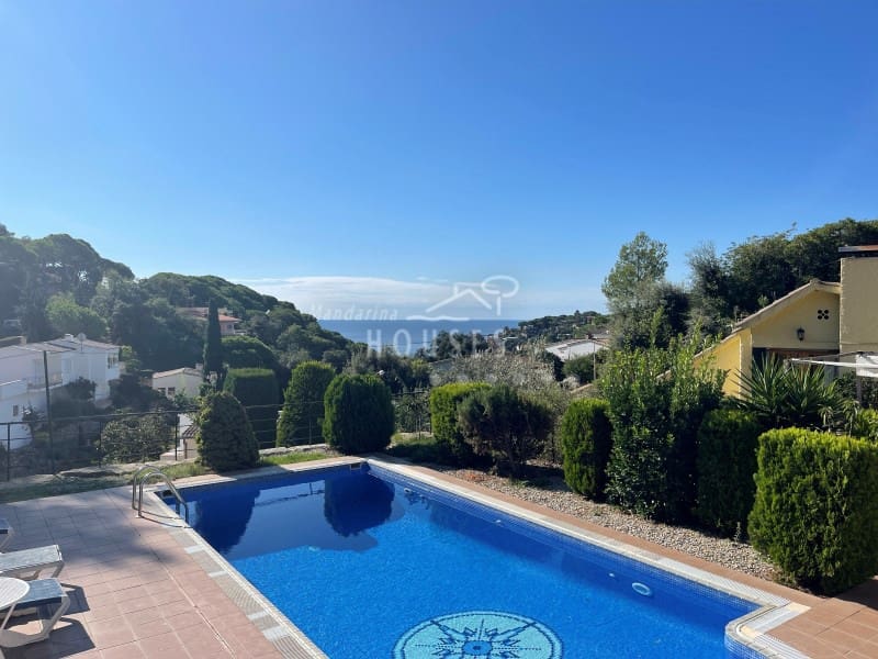 6 quarto Moradia para venda em Tossa de Mar com piscina garagem - 670 000 € (Ref: 6880767)