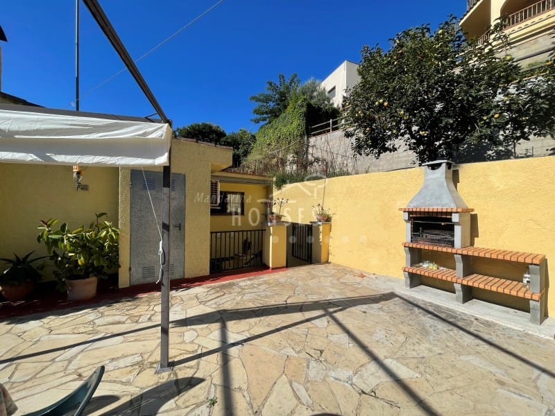 6 quarto Moradia para venda em Tossa de Mar com piscina garagem - 670 000 € (Ref: 6880767)