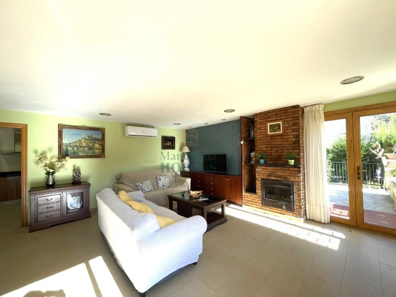 6 quarto Moradia para venda em Tossa de Mar com piscina garagem - 670 000 € (Ref: 6880767)