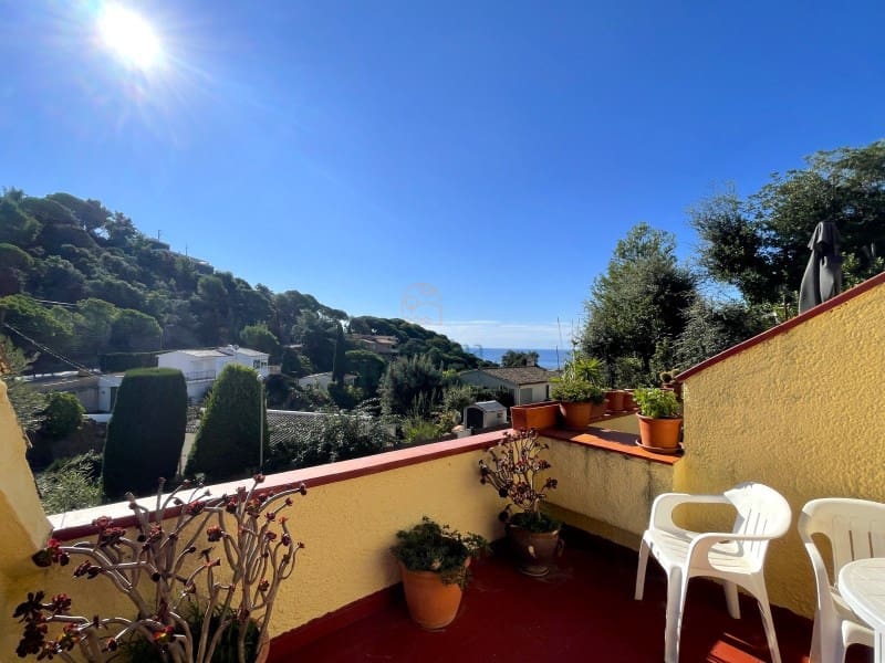 6 quarto Moradia para venda em Tossa de Mar com piscina garagem - 670 000 € (Ref: 6880767)