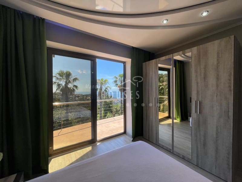 4 soveværelse Villa til salg i Lloret de Mar med swimmingpool garage - € 1.590.000 (Ref: 6913418)