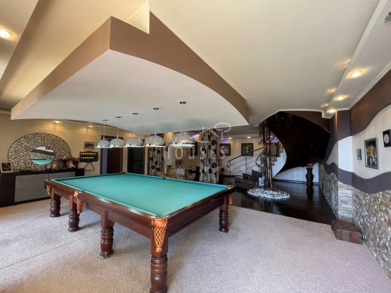 4 soveværelse Villa til salg i Lloret de Mar med swimmingpool garage - € 1.590.000 (Ref: 6913418)