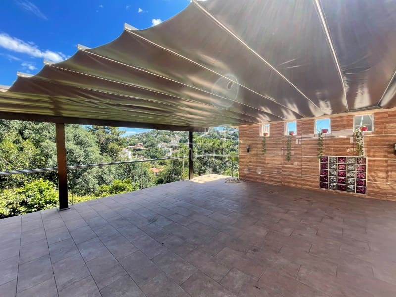 4 soveværelse Villa til salg i Lloret de Mar med swimmingpool garage - € 1.590.000 (Ref: 6913418)