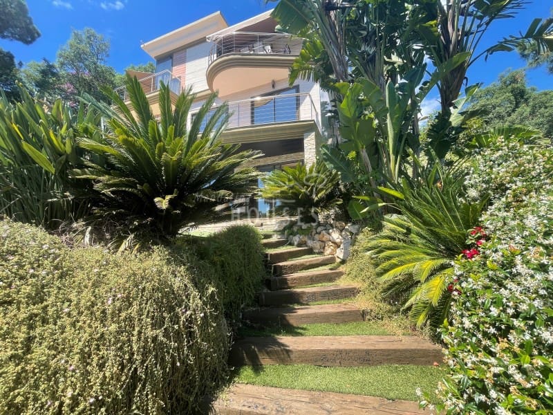 4 soveværelse Villa til salg i Lloret de Mar med swimmingpool garage - € 1.590.000 (Ref: 6913418)