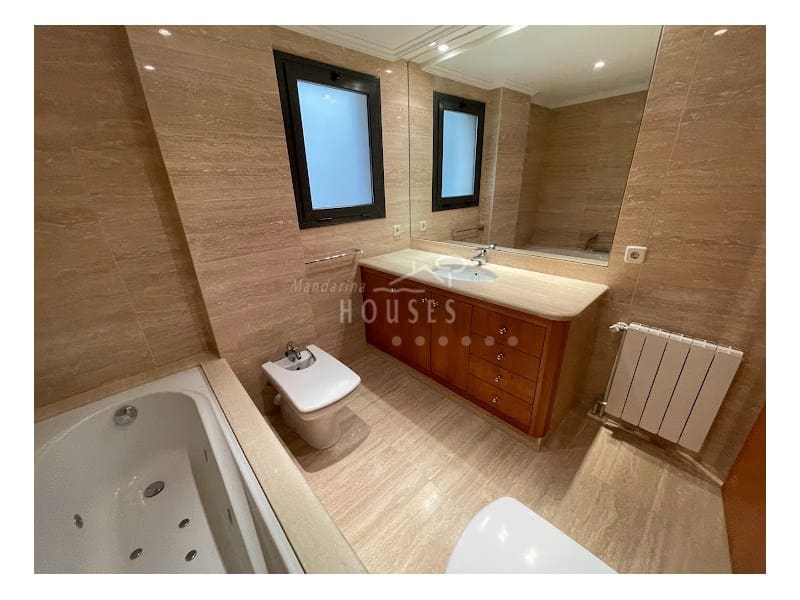 2 soveværelse Lejlighed til salg i Platja d'Aro med swimmingpool - € 450.000 (Ref: 6956832)