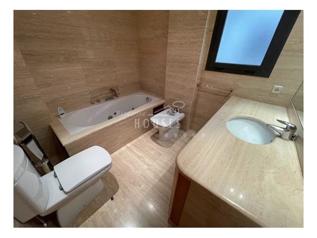 2 soveværelse Lejlighed til salg i Platja d'Aro, Castell-Platja d'Aro med swimmingpool - € 450.000 (Ref: 6956832)