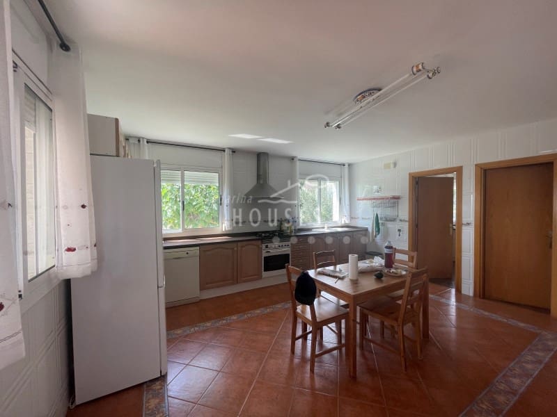 6 slaapkamer Villa te koop in Lloret de Mar met zwembad garage - € 840.000 (Ref: 7063236)