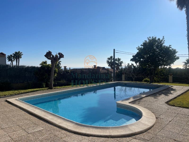 6 slaapkamer Villa te koop in Lloret de Mar met zwembad garage - € 840.000 (Ref: 7063236)