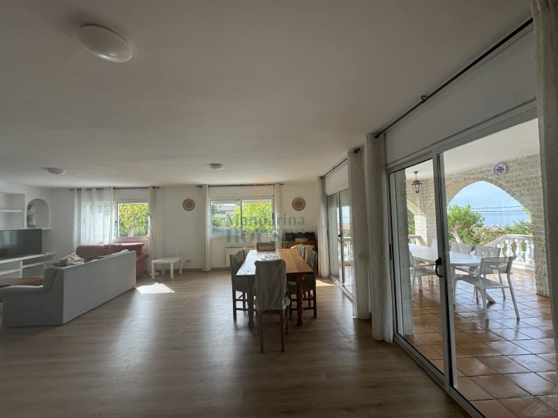 6 slaapkamer Villa te koop in Lloret de Mar met zwembad garage - € 840.000 (Ref: 7063236)