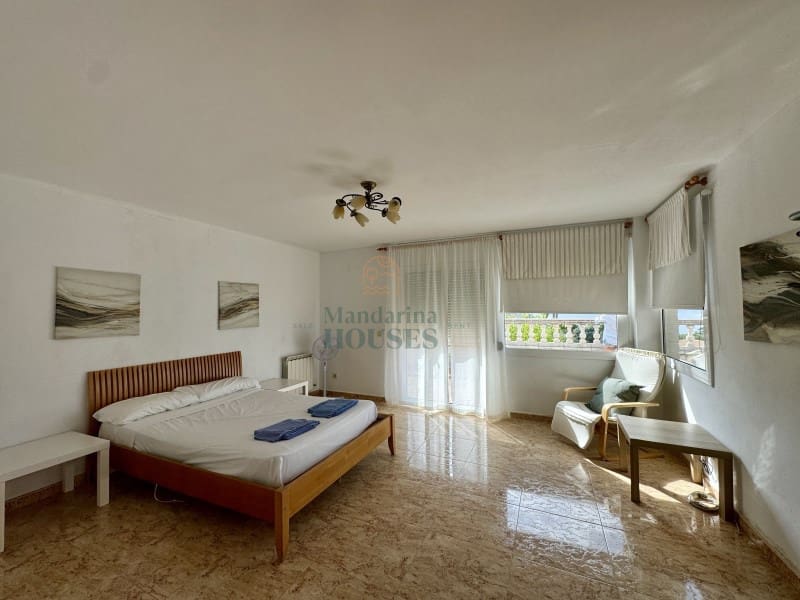 6 slaapkamer Villa te koop in Lloret de Mar met zwembad garage - € 840.000 (Ref: 7063236)