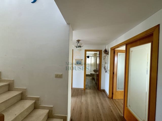 6 slaapkamer Villa te koop in Canyelles, Lloret de Mar met zwembad garage - € 840.000 (Ref: 7063236)