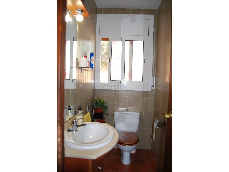 3 soveværelse Villa til salg i Lloret de Mar med swimmingpool garage - € 450.000 (Ref: 7158513)