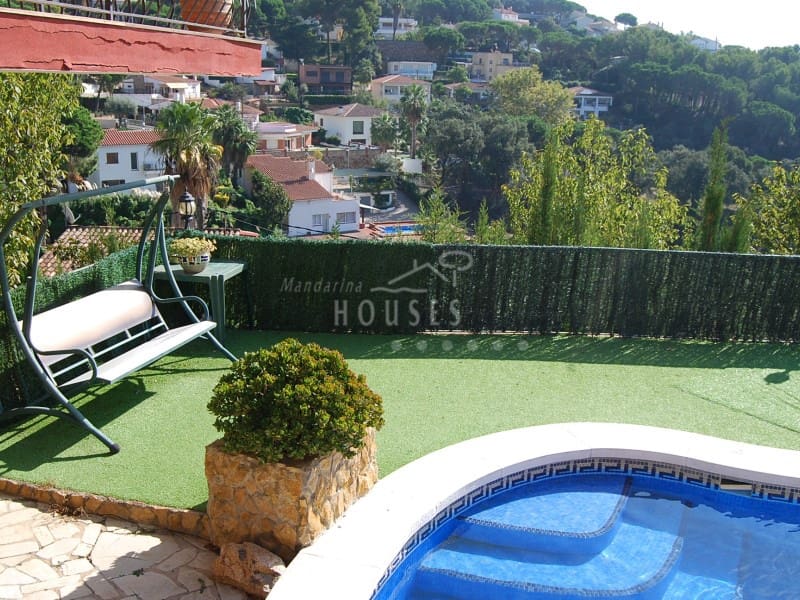 3 soveværelse Villa til salg i Lloret de Mar med swimmingpool garage - € 450.000 (Ref: 7158513)