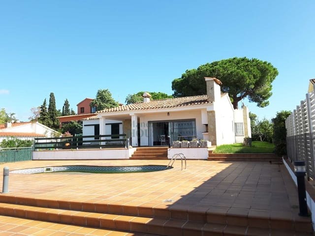 4 quarto Moradia para venda em Canyelles, Lloret de Mar com piscina garagem - 1 275 000 € (Ref: 7416081)