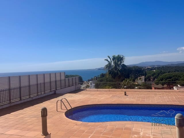4 sovrum Villa till salu i Canyelles, Lloret de Mar med pool garage - 901 500 € (Ref: 7416081)