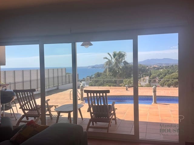 4 sovrum Villa till salu i Canyelles, Lloret de Mar med pool garage - 901 500 € (Ref: 7416081)