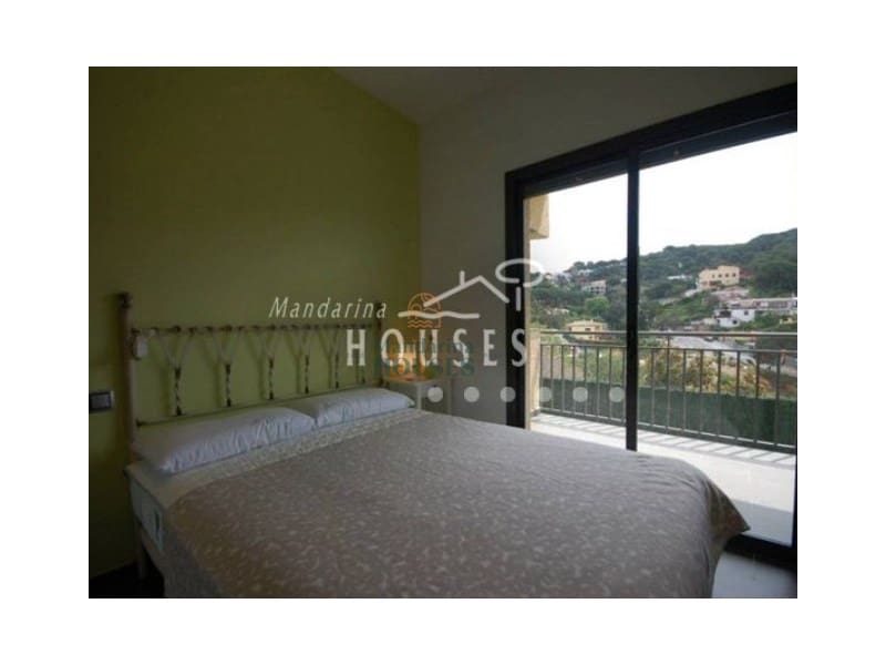 6 slaapkamer Villa te koop in Lloret de Mar met zwembad garage - € 795.000 (Ref: 7534148)