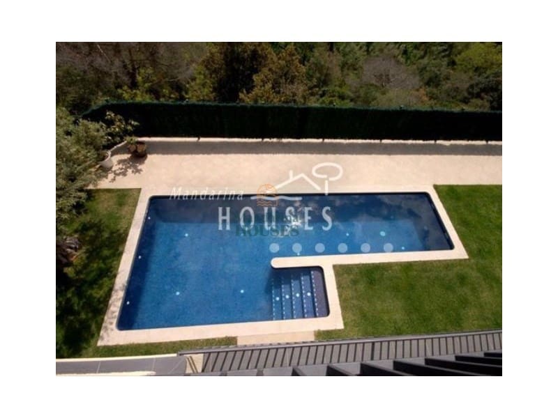 6 slaapkamer Villa te koop in Lloret de Mar met zwembad garage - € 795.000 (Ref: 7534148)