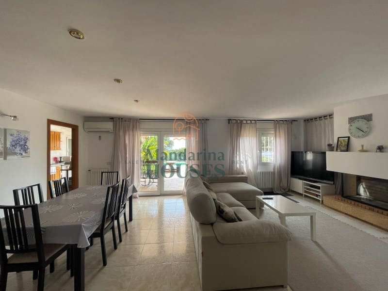 6 soveværelse Villa til salg i Lloret de Mar med swimmingpool garage - € 1.025.000 (Ref: 7543390)