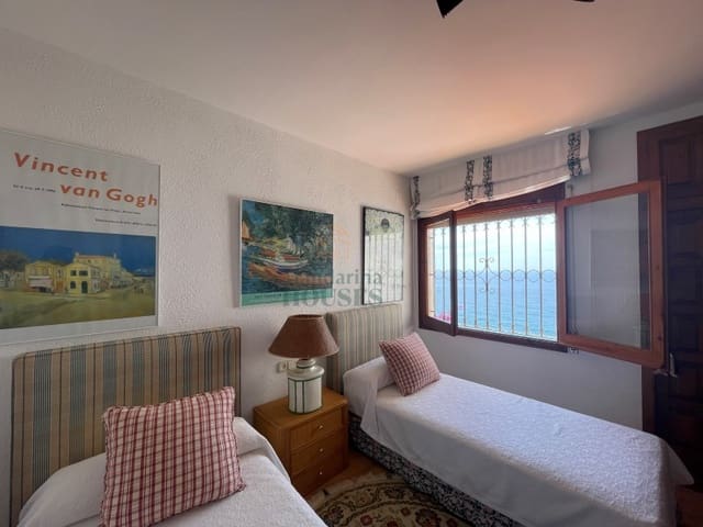 4 sypialnia Willa na sprzedaż w Canyelles, Lloret de Mar z garażem - 950 000 € (Ref: 7624475)