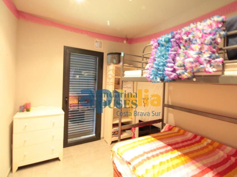 3 quarto Moradia para venda em Lloret de Mar com piscina - 559 000 € (Ref: 7729294)
