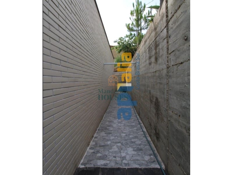 3 quarto Moradia para venda em Lloret de Mar com piscina - 559 000 € (Ref: 7729294)