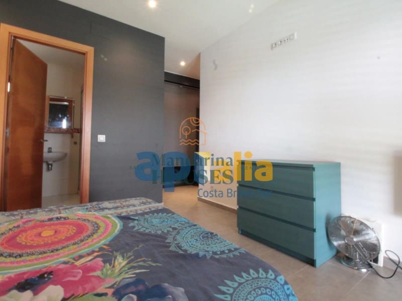 3 quarto Moradia para venda em Lloret de Mar com piscina - 559 000 € (Ref: 7729294)