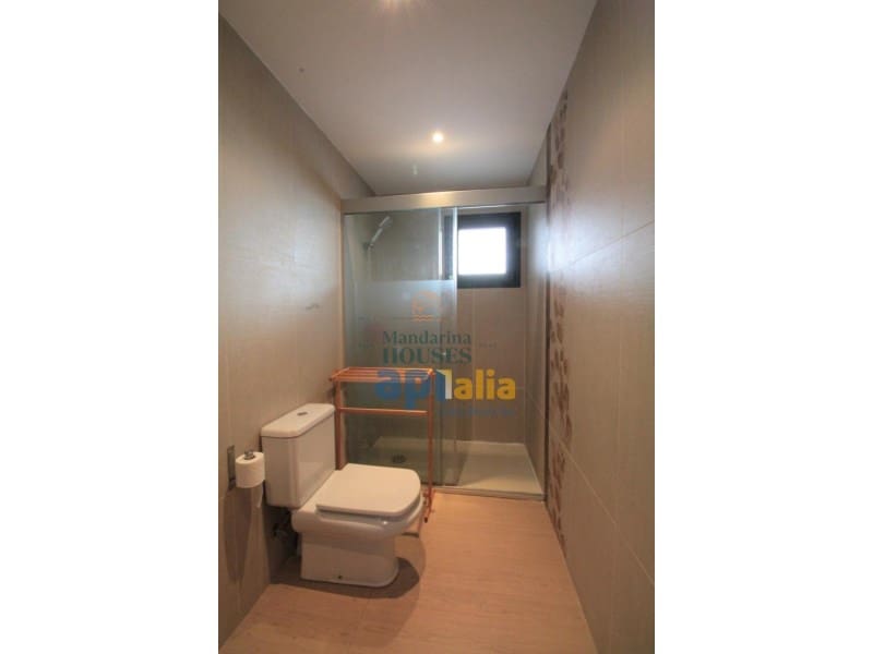 3 quarto Moradia para venda em Lloret de Mar com piscina - 559 000 € (Ref: 7729294)