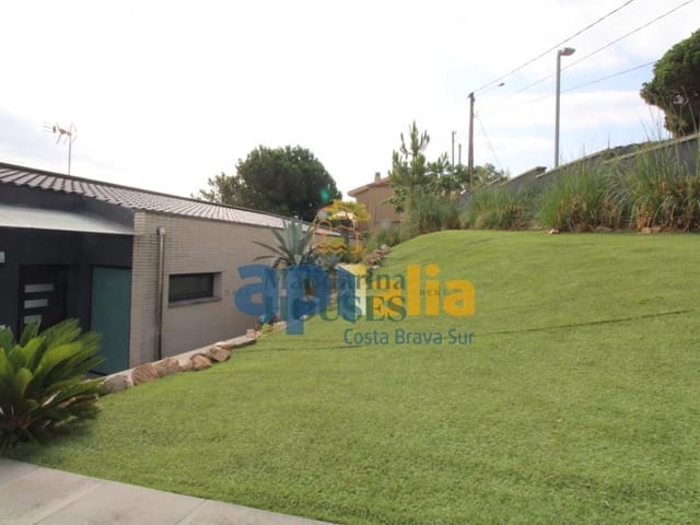 3 quarto Moradia para venda em Serra Brava, Lloret de Mar com piscina - 559 000 € (Ref: 7729294)