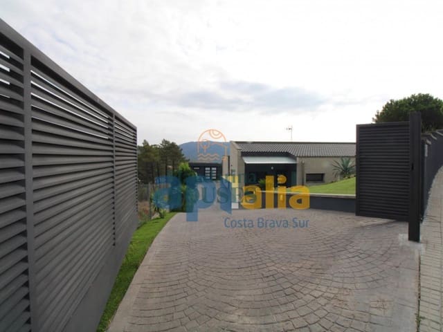 3 quarto Moradia para venda em Serra Brava, Lloret de Mar com piscina - 559 000 € (Ref: 7729294)